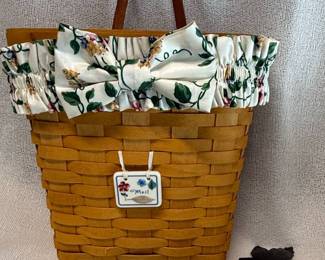 Longaberger "Mail" Basket with Liner and Letter Holder