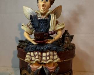 Bearstone Collection "I'm awake now! Perkin' and Workin'" Musical Figurine