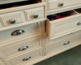 Ashley Furniture Alison Hall Queen Size Bedroom Suite