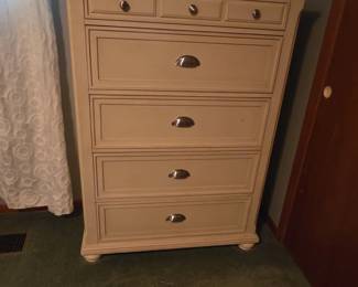 New Classic Tamarack White Drawer Chest