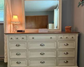 Ashley Furniture Alison Hall Queen Size Bedroom Suite