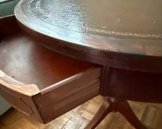 Mersman Federal-Style Drum Table