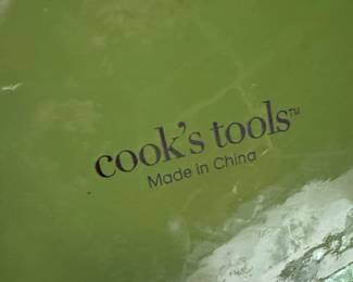 Cook's Tools Enameled Cast Iron Dutch Oven