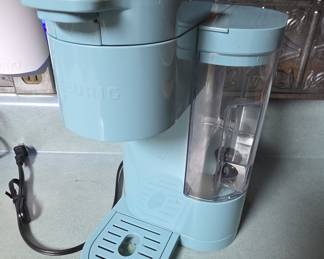 Keurig K-Express Essentials Single Serve Coffee Maker