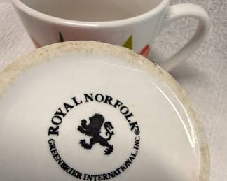 Royal Norfolk "Floral" Ceramic Mug Set