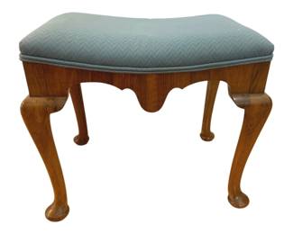263 - Queen Anne Burl Walnut Footstool 18 x 21 x 16