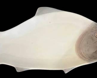 466 - Ceramic Fish Serving Platter 24"x11"x2.5" (Description): Realistic fish form design with detailed head  and fins. Measures 24 inches by 11 inches by  2.5 inches.