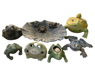 5017 - Group Lot of Frogs w/ Lilly Pads