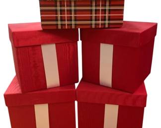 2189 - Assorted Gift Boxes, Med & Small square boxes