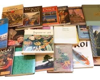 1124 - Group Lot of Art Books