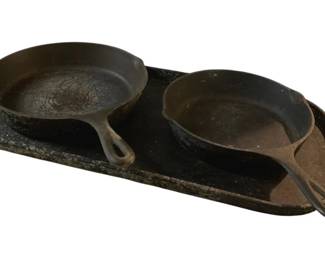 3083 - Cast Iron Skillets & Fish Pan