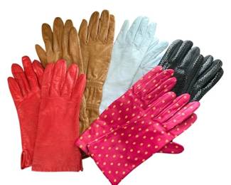 2040 - Lot of Women's Leather Gloves (Description): small
