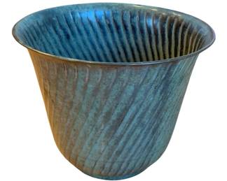1593 - Brass Flower Pot - 11 x 12