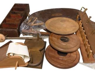 3142 - Lot of Assorted Wood Items
