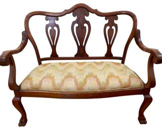224 - Chippendale Paw Foot Settee Carved Harp Back (Description): 39 x 47 x 21