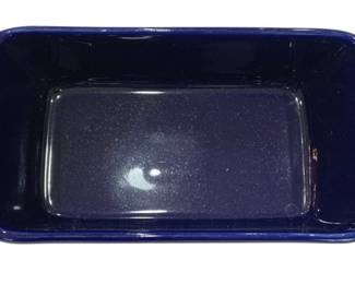 922 - Chantal Cobalt Blue Bread Pan 8.5" (Description): Chantal bread pan in a rich cobalt blue. This  rectangular loaf pan features rounded  corners and sturdy handles on each end.  Measures 8.5 inches in length.