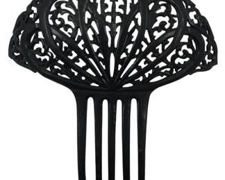 1727 - Vtg Celluloid Tortoise Shell Haircomb (Description): Vintage celluloid tortoise shell haircomb  featuring an ornate openwork design. Measures  6.5 inches by 6 inches.