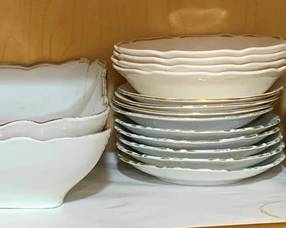 1119 - Shelf Lot Cream White Dinnerware