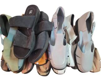 2174 - Lot of Assorted Sandals, size 8.5 & 9 (Description): Naturalizer, Aerosoles & More