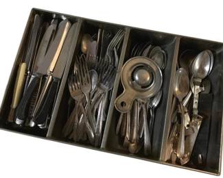 3085 - Group of Utensils