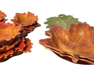 3140 - Home Accents Leaf Dishes