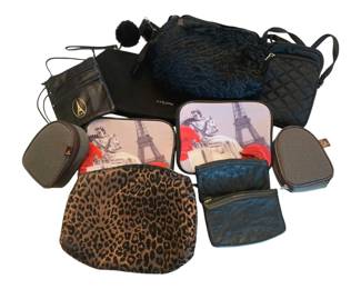 2090 - Assorted Bags - Including a Muff