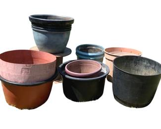 5549 - Lot of Assorted Planters/Tubs