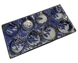 646 - Vtg Blue & White Swirl Enamelware Muffin Pan (Description): Featuring eight cup molds. The pan displays  the characteristic marbled pattern of  graniteware with a blue and white color  scheme. Measures 14 inches by 7.25 inches.