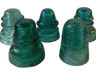 3044 - 5 Insulators