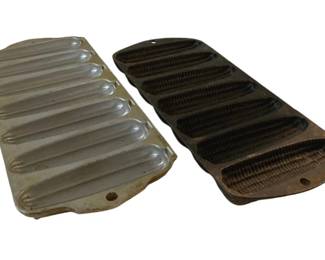 3079 - Cast Iron Cornbread Skillets, 1 Aluminum