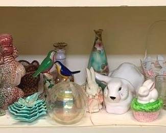 1033 - Lot of Assorted Glass/Decor Items