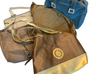 2082 - Assorted Purses & Bags