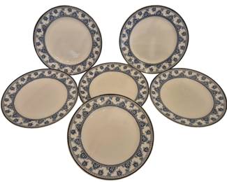 1244 - 6 English Blue & White 9" Plates (Description): A set of Blue Onion pattern plates featuring  a classic blue and white design. The plates  display a decorative floral border with  delicate blooms and foliage in cobalt blue,  accented by a Greek key motif along the outer rim. Each plate has a white center with  silver-toned edging. 1 plate is cracked