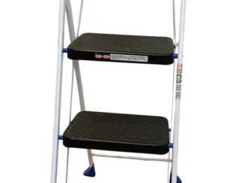 1072 - 4 Step Foldable Ladder