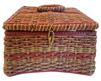 2110 - Vintage Sewing Basket w/ Contents (Description): 5.5 x 8.5 x 8.5