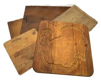 655 - Lot of Cutting Boards (Description): Lot of cutting boards. The collection  includes various wooden cutting boards in  assorted sizes and styles.