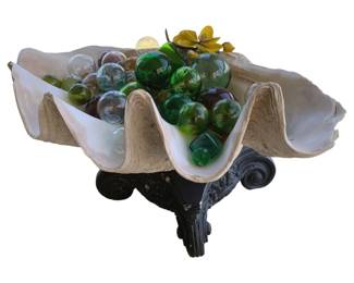 5019 - Clam Bowl w/ Accessories & Stand - 21 x 35 x 23