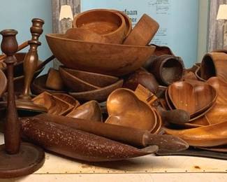 3138 - Lot of Mid-Century Wood Items