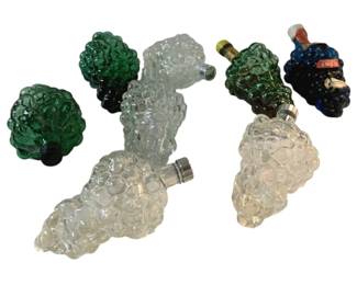 3055 - 8 Vintage Grape Cluster Bottles - 6 x 3