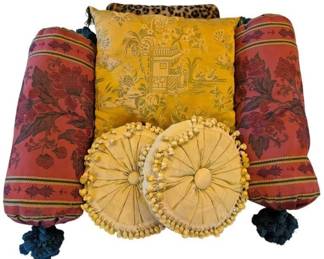 1455 - Pillow Group Lot (Description): A group lot of decorative pillows in various  styles, shapes, and colors.