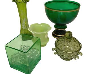 1026 - Lot of Assorted Green Glass Items
