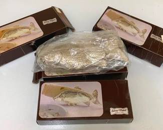1030 - 4 Fish Silver Plated Napkin Holders - 4 x 9 x 2