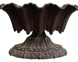 1545 - Cast Iron Planter - 7 x 10 x 6