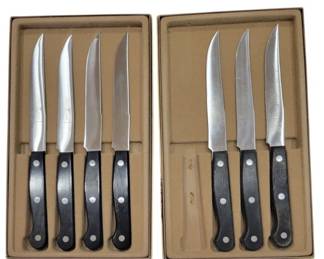 693 - 7 Zwilling J A Henckels Steak Knives in Boxes