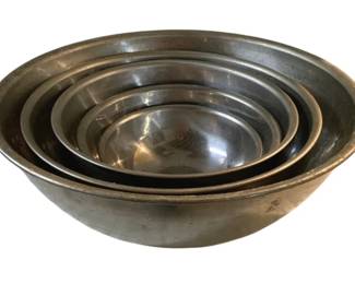 3062 - Group Stainless Steel Mixing Bowls - 6 x 16