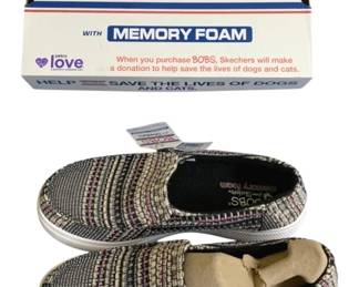 1541 - Sketchers Bobs Shoes - New 8.5 Women's