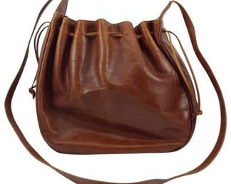 1819 - Vtg Leather Drawstring Bucket Bag (Description): Vintage leather drawstring bucket bag with  shoulder strap. Measures 12 inches by 11  inches by 3 inches.