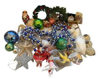 1131 - Group Christmas Items