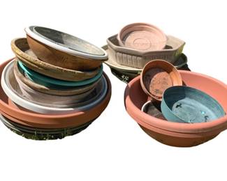 5547 - Lot of Planter Bases - 3 x 16