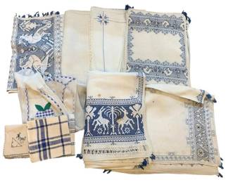 1138 - Group Lot of Blue & White Linens